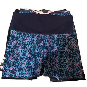 Fabletics Womens Workout Legging Bundle L Capris Exercise Fitness Athleisure